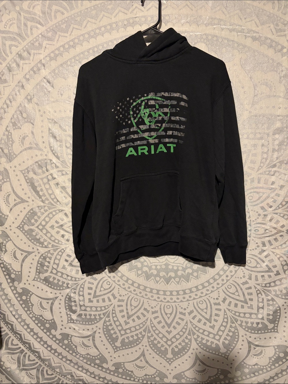 Ariat Boys XL 16/18 Black Hoodie American Flag Green Logo Sweatshirt Pullover